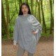 Grijze gebreide poncho met capuchon – afbeelding 2