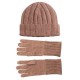 Beige kasjmier-beanie en handschoenen