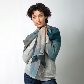 Kasjmier-sjaal in blauw, karamel, beige en grijs