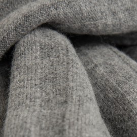 Grijze ribgebreide sjaal in merino en kasjmier
