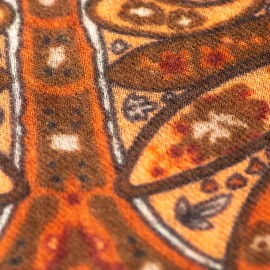 Paisley-sjaal met donkergrijs achtergrond